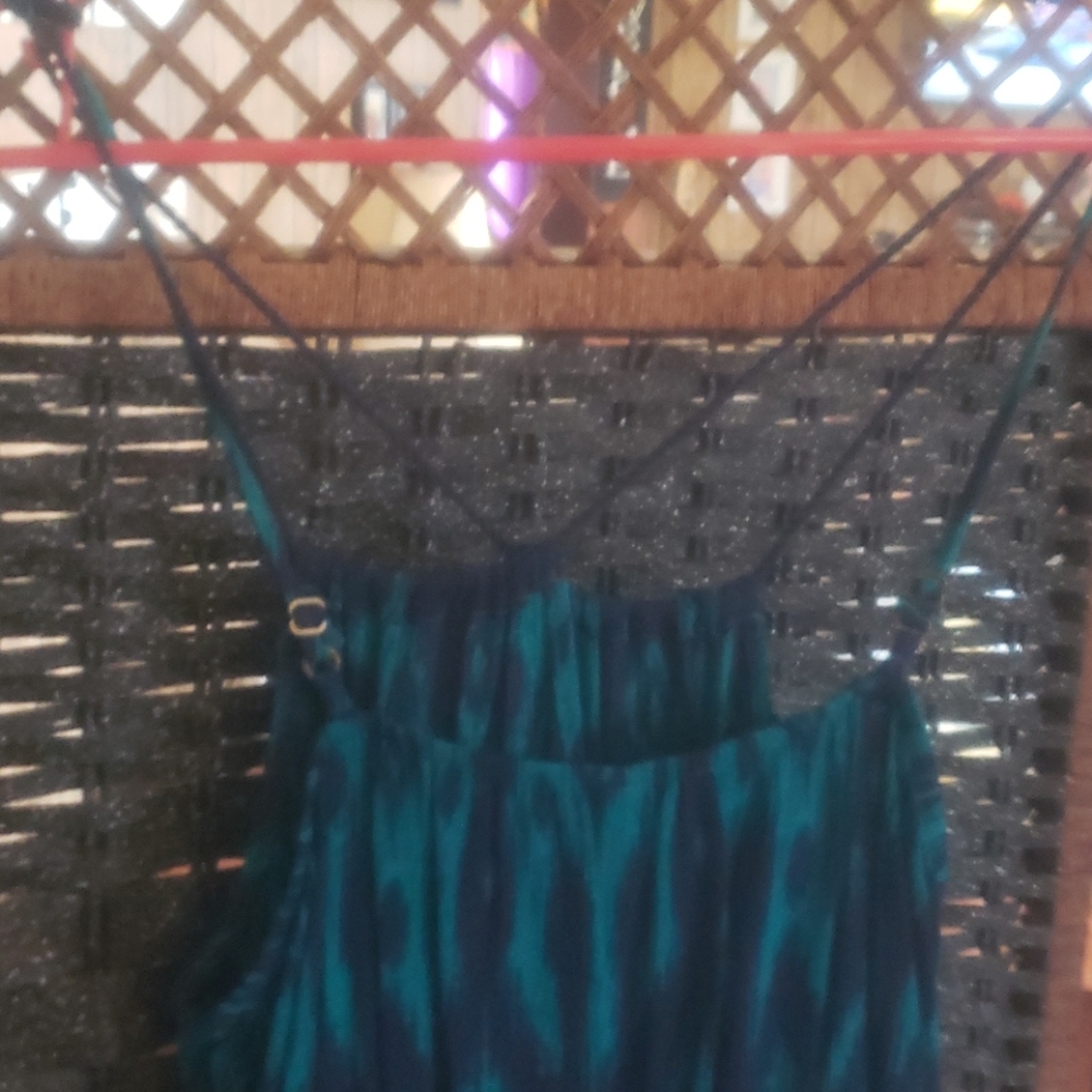 Romper - Picture 2 of 3